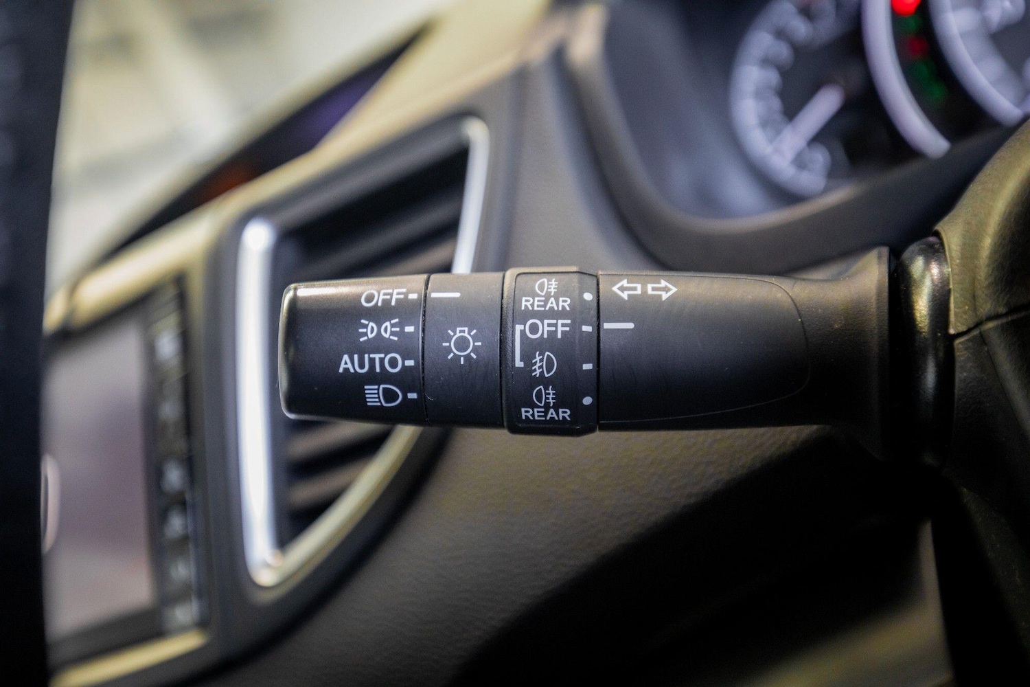 Used Honda CR-V 2017 for sale - 76824479: Photo 25