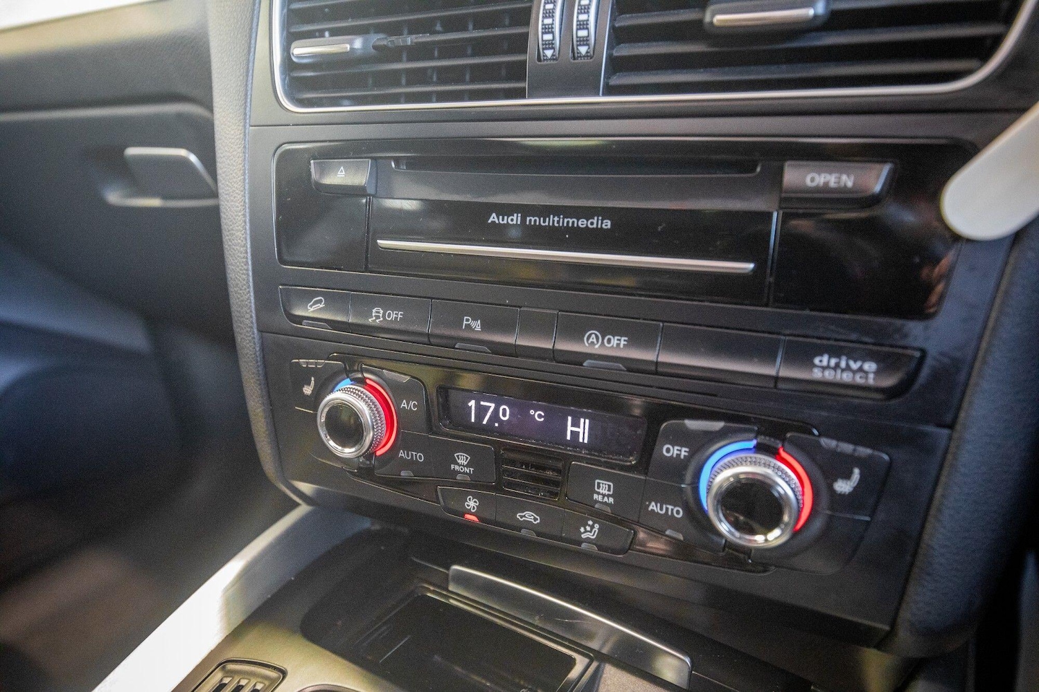 Used Audi Q5 2014 for sale - 76824972: Photo 34