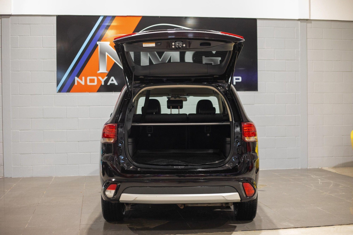 Used Mitsubishi Outlander 2018 for sale - 77215155: Photo 35