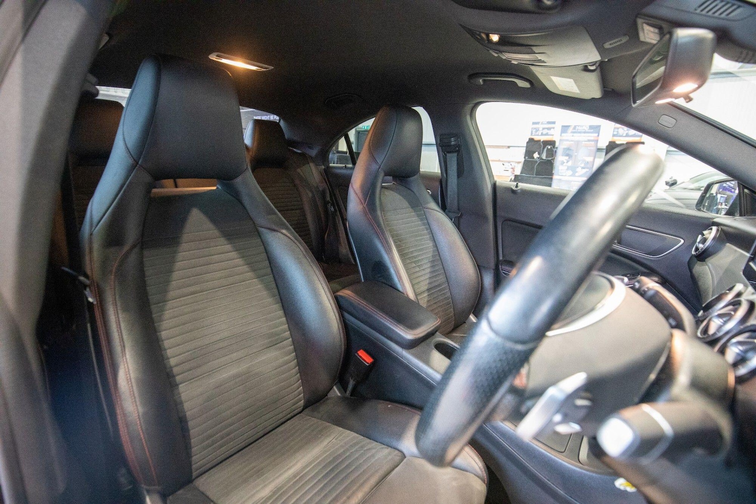 Used Mercedes-Benz CLA 2016 for sale - 76825088: Photo 2