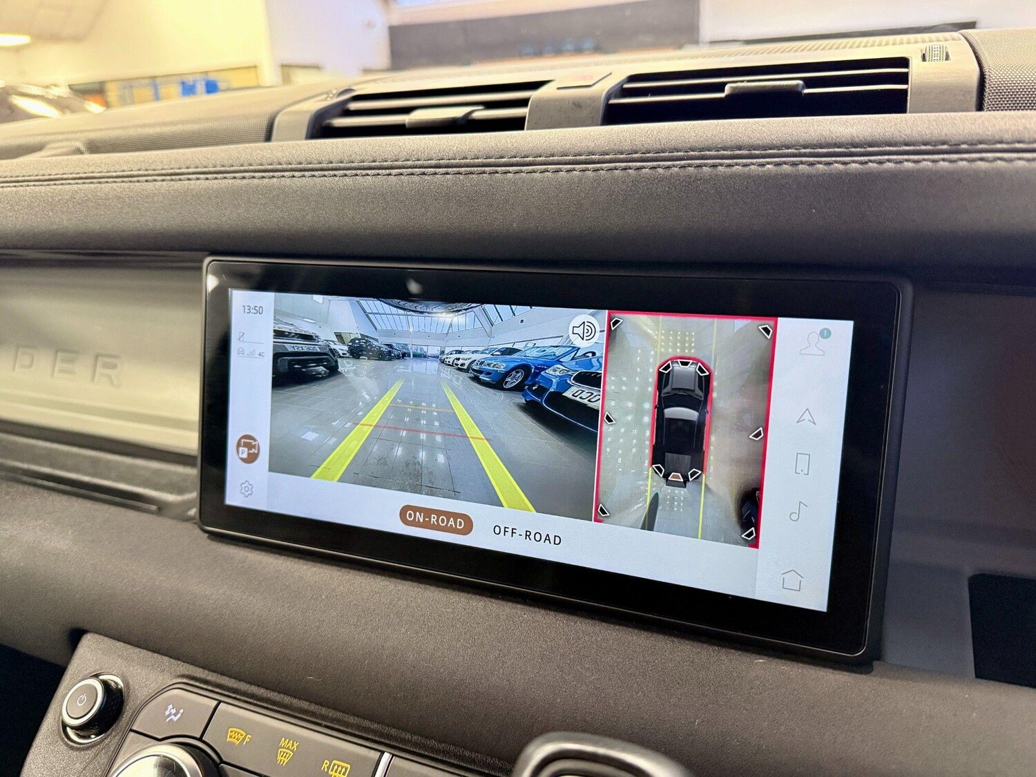 Used Land Rover Defender 2022 for sale - 77455752: Photo 32