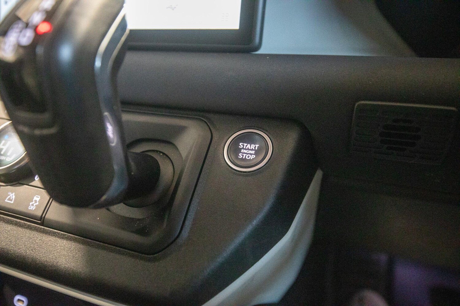 Used Land Rover Defender 2022 for sale - 77455752: Photo 56