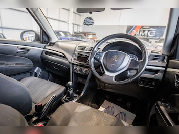 Used Suzuki Swift 2014 for sale - 77696089: Photo