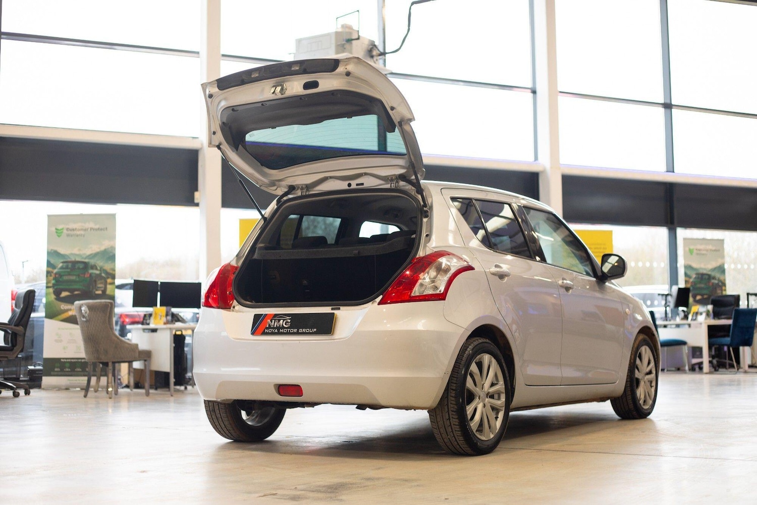 Used Suzuki Swift 2014 for sale - 77696089: Photo 37