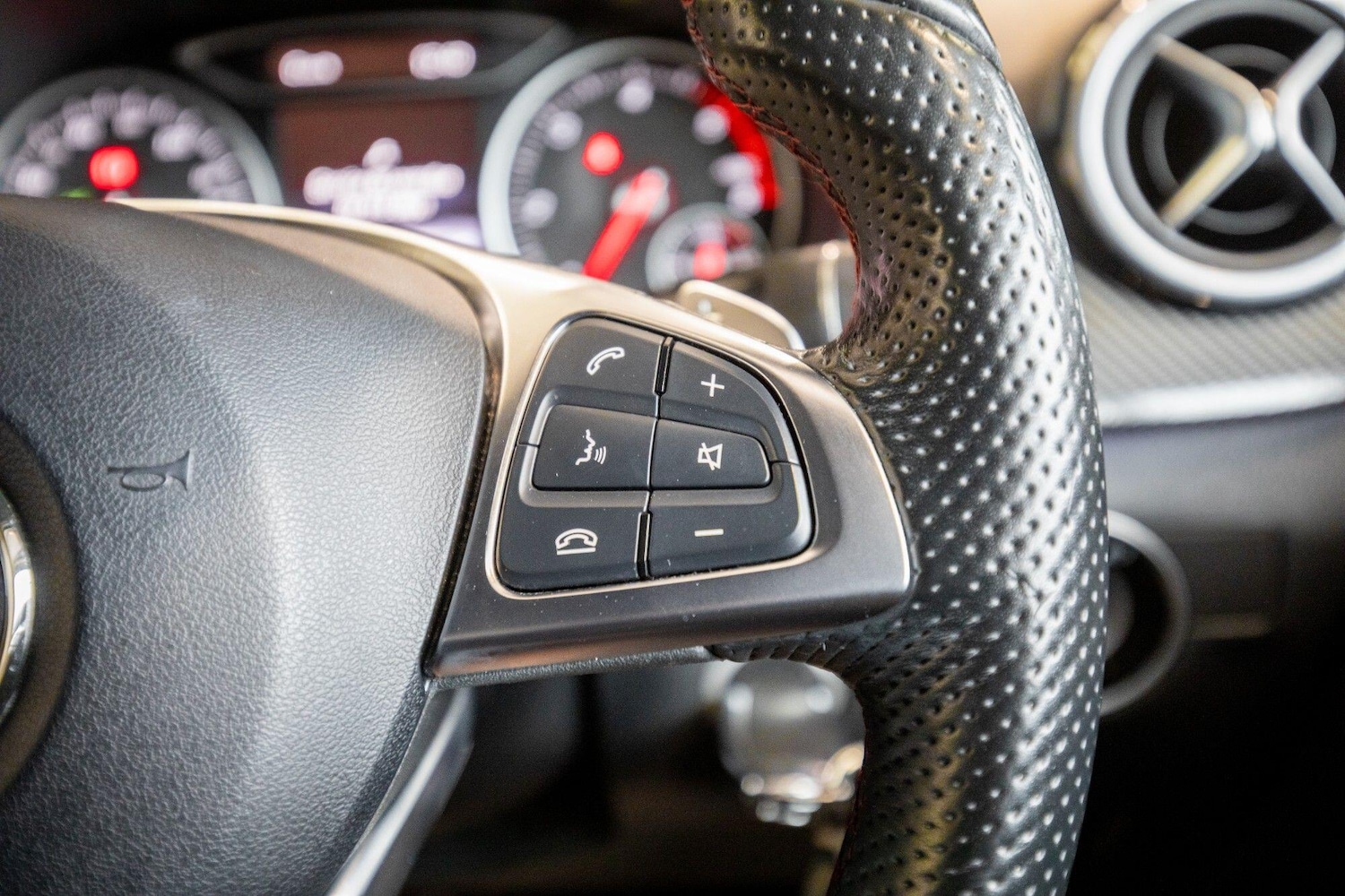 Used Mercedes-Benz B Class 2017 for sale - 77670464: Photo 16