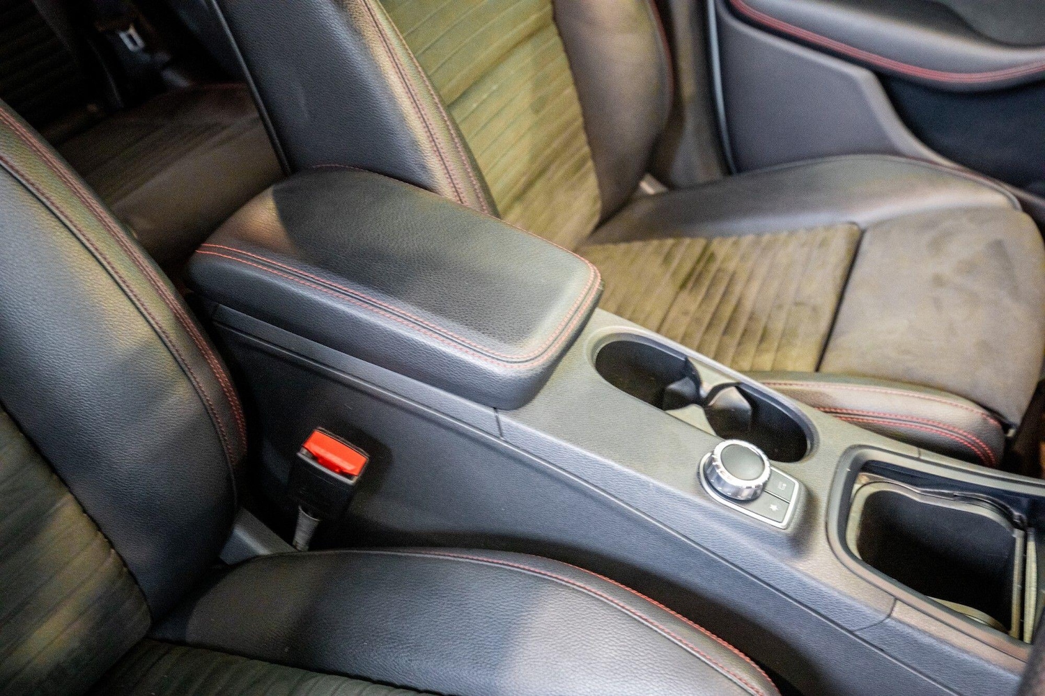 Used Mercedes-Benz B Class 2017 for sale - 77670464: Photo 31