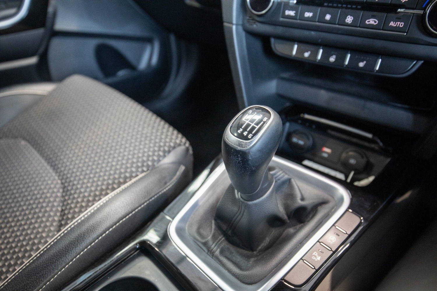 Used Kia XCeed 2020 for sale - 76823744: Photo 24