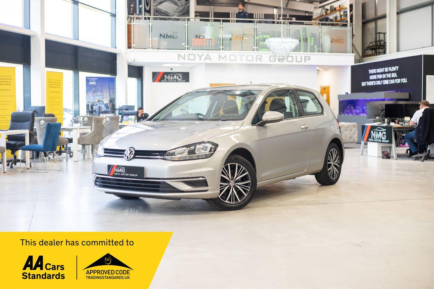 Used Volkswagen Golf 2017 for sale - 76824436: Photo 1