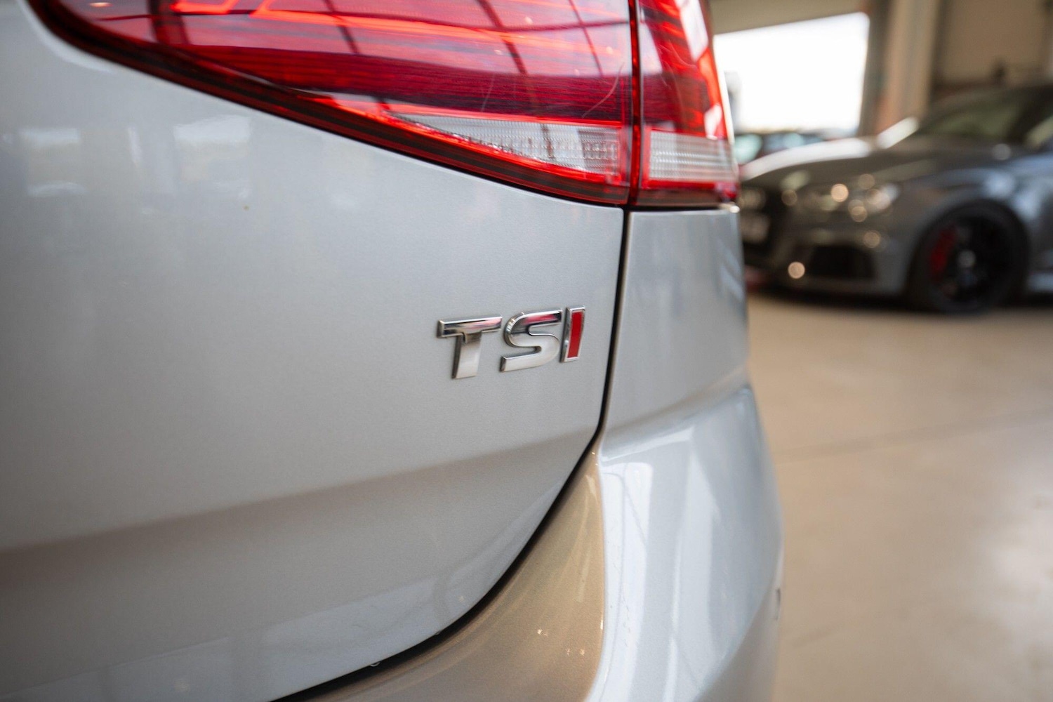 Used Volkswagen Golf 2017 for sale - 76824436: Photo 12