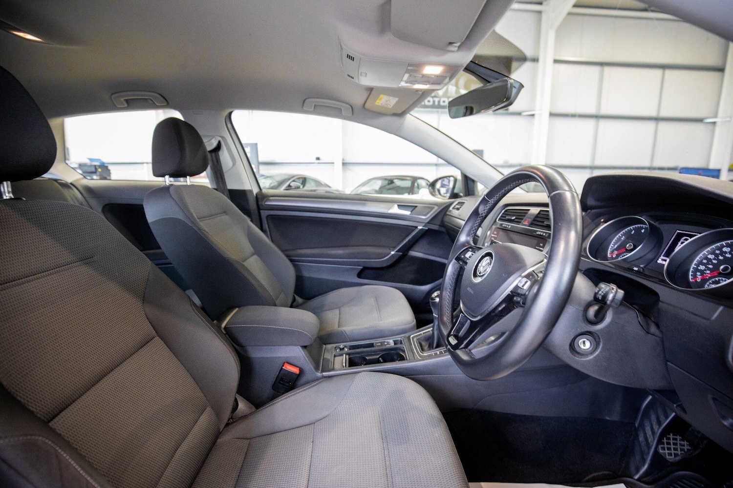 Used Volkswagen Golf 2017 for sale - 76824436: Photo 13