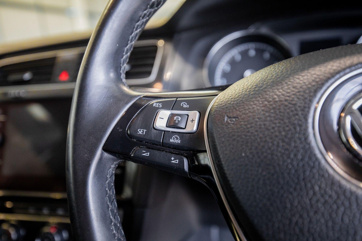 Used Volkswagen Golf 2017 for sale - 76824436: Photo 18