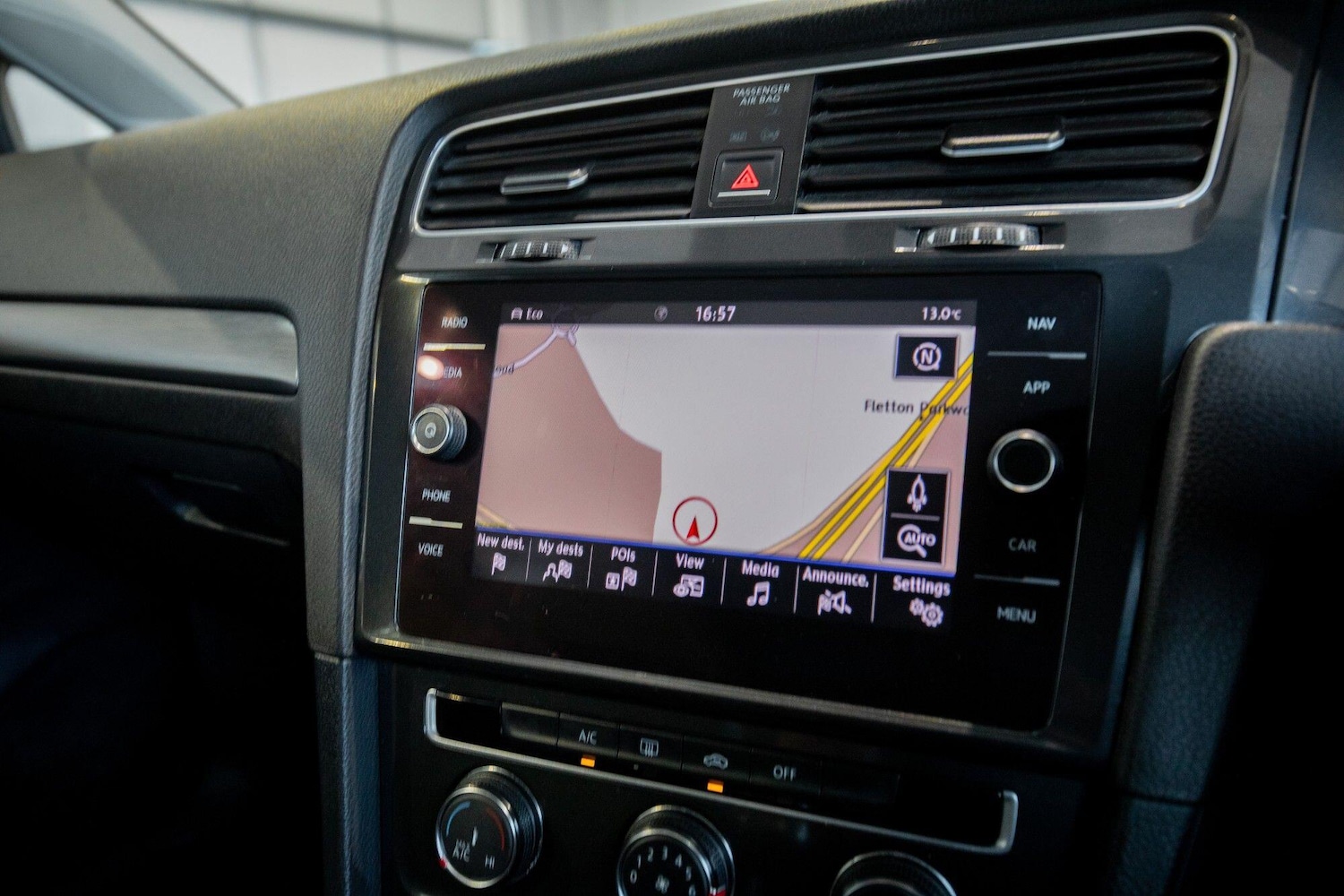 Used Volkswagen Golf 2017 for sale - 76824436: Photo 24