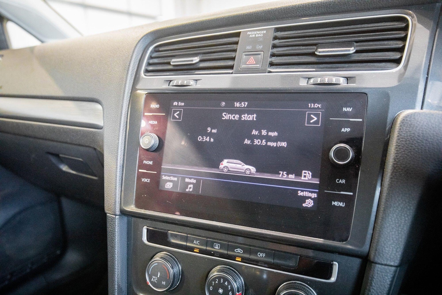 Used Volkswagen Golf 2017 for sale - 76824436: Photo 25