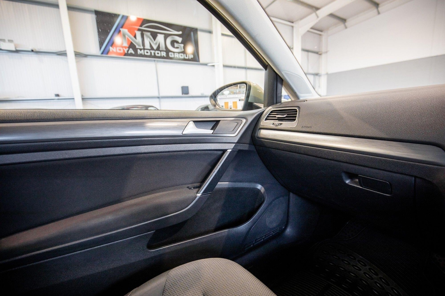 Used Volkswagen Golf 2017 for sale - 76824436: Photo 31