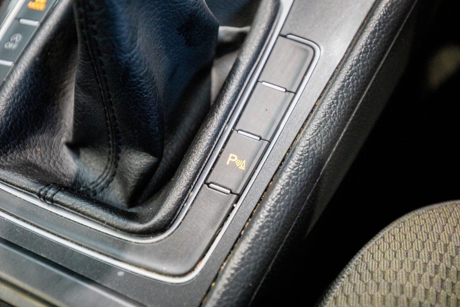 Used Volkswagen Golf 2017 for sale - 76824436: Photo 34