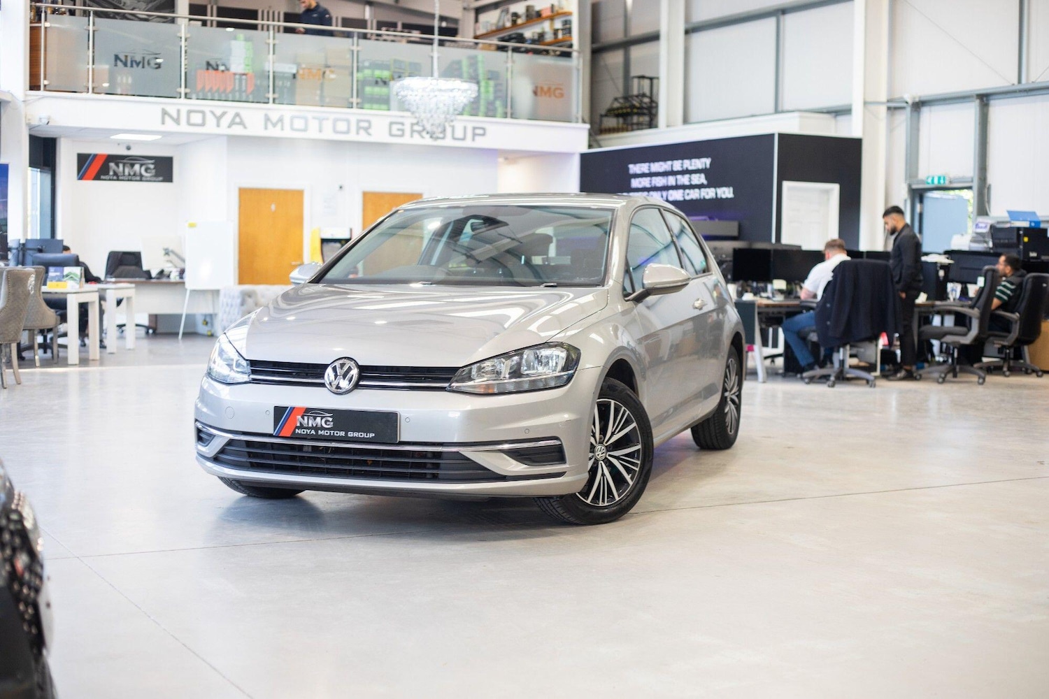 Used Volkswagen Golf 2017 for sale - 76824436: Photo 6