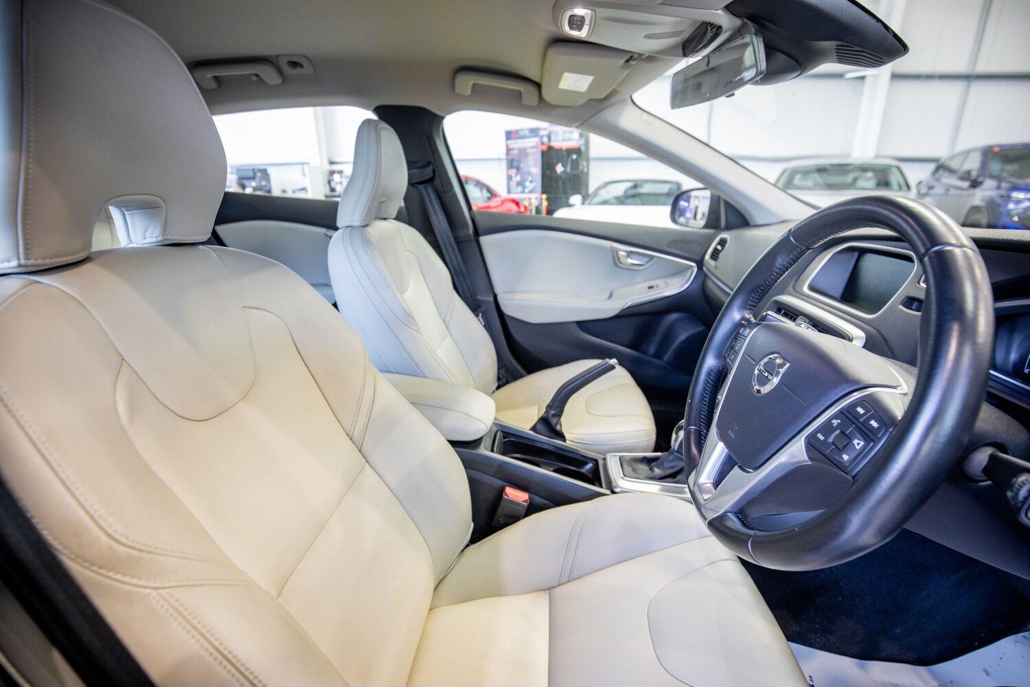 Used Volvo V40 2016 for sale - 77645878: Photo 19