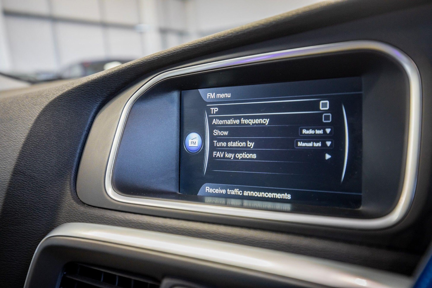 Used Volvo V40 2016 for sale - 77645878: Photo 27