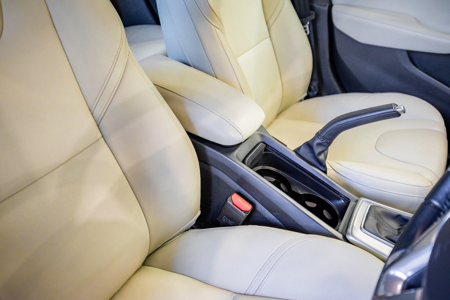 Used Volvo V40 2016 for sale - 77645878: Photo 36