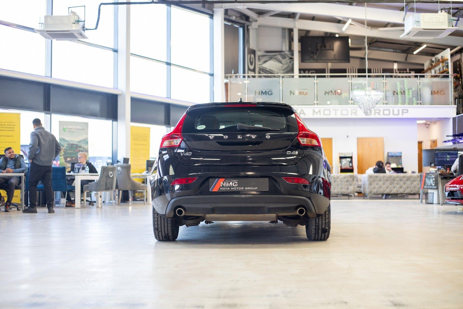 Used Volvo V40 2016 for sale - 77645878: Photo 40