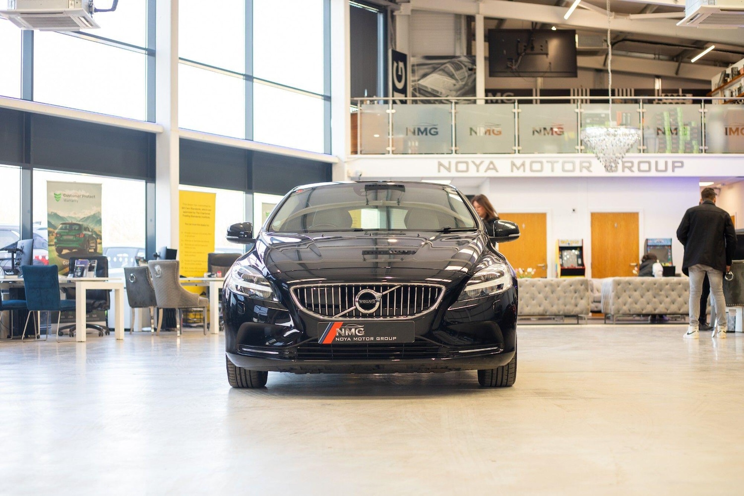 Used Volvo V40 2016 for sale - 77645878: Photo 9