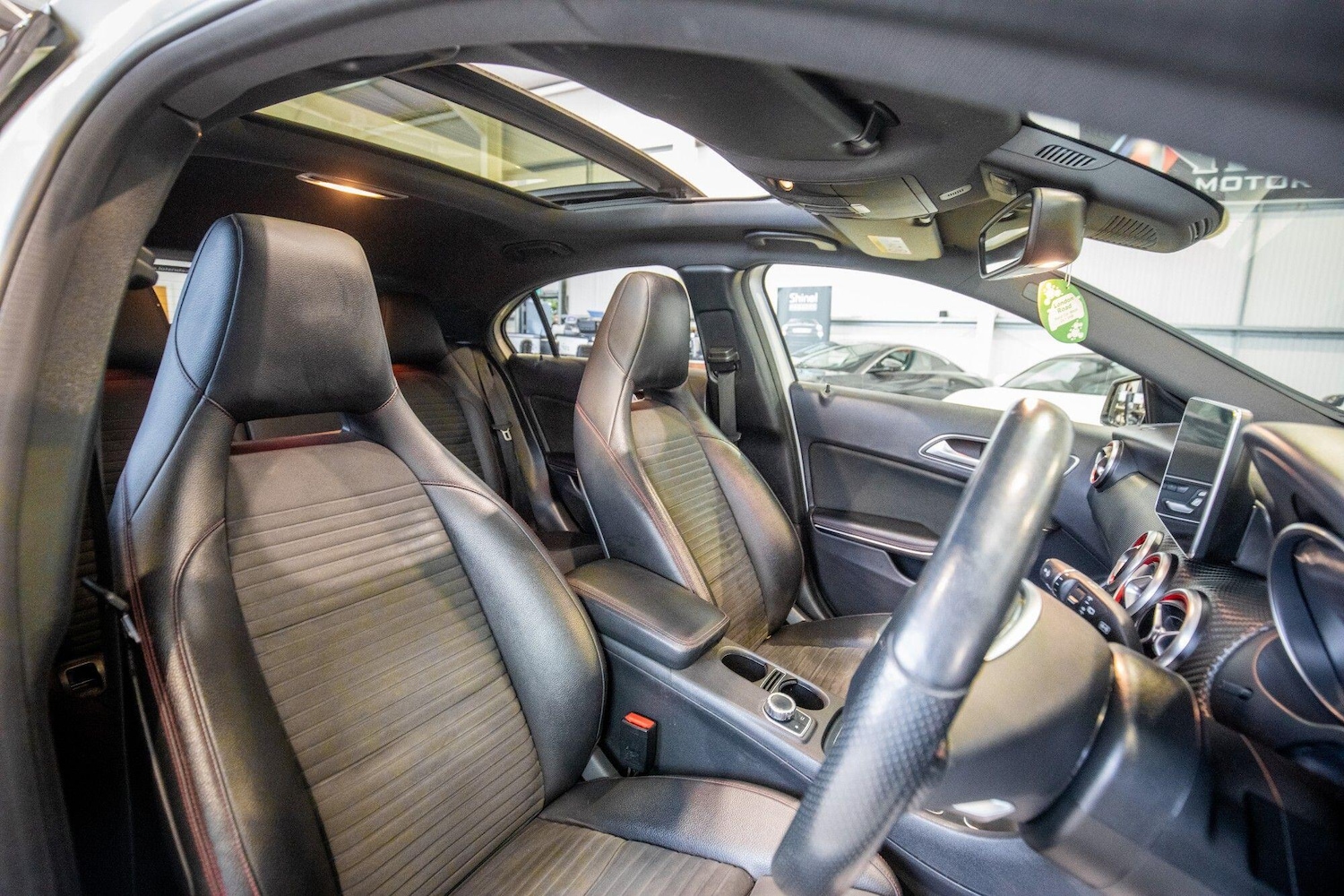 Used Mercedes-Benz A-Class for sale - 76824646: Photo 3