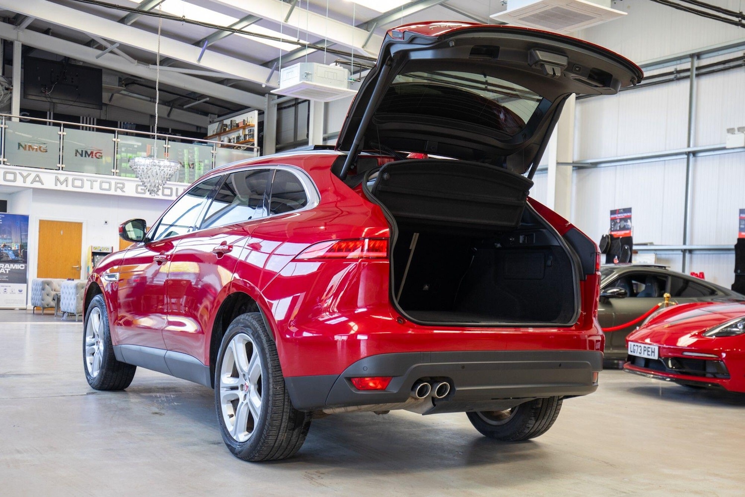 Used Jaguar F-Pace for sale - 78185674: Photo 4