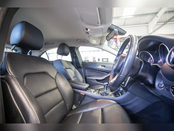 Used Mercedes-Benz A-Class 2017 for sale - 78738385: Photo