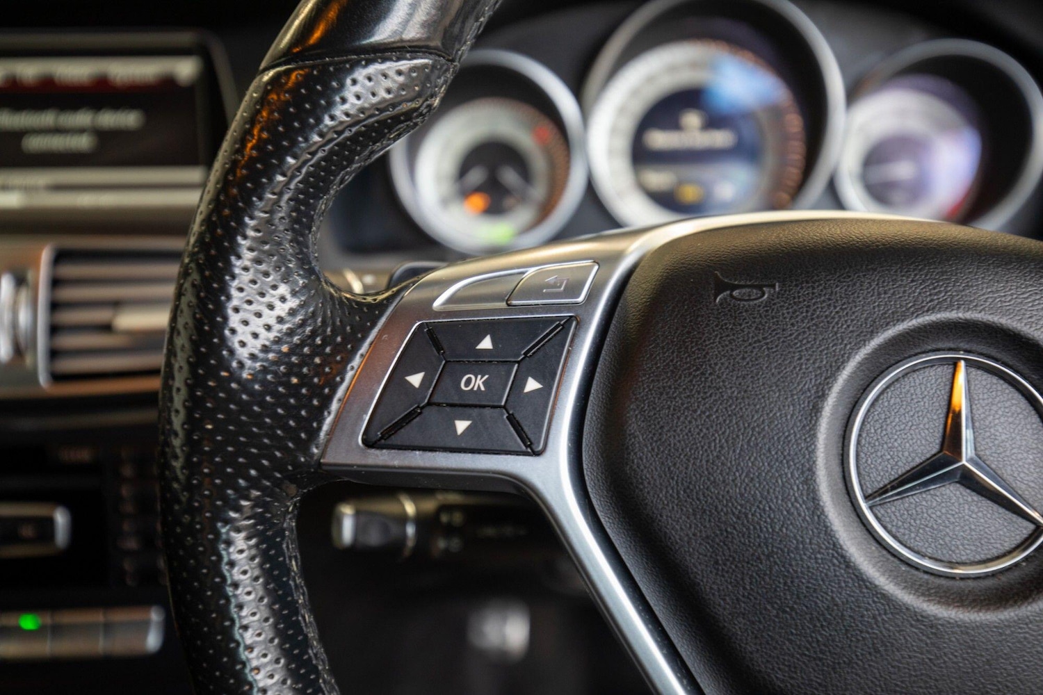 Used Mercedes-Benz E Class for sale - 77957658: Photo 19