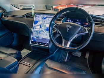 Used Tesla Model S 2017 for sale - 79708188: Photo