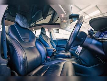 Used Tesla Model S 2017 for sale - 79708188: Photo