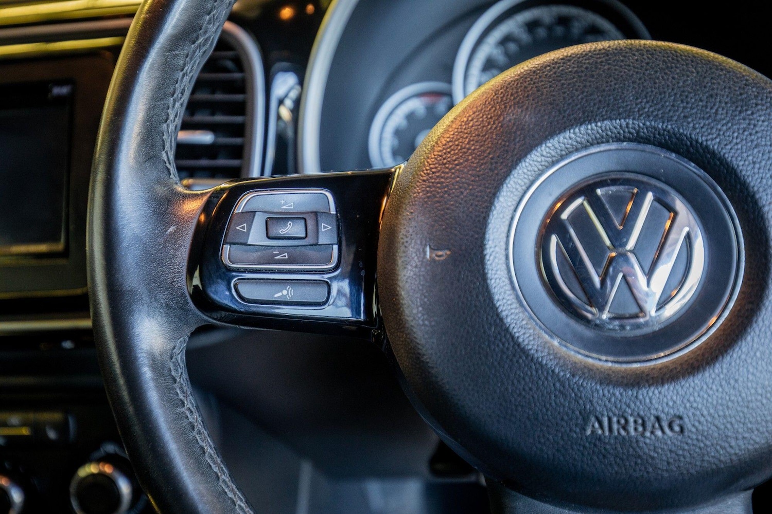 Used Volkswagen Beetle 2015 for sale - 77119775: Photo 18