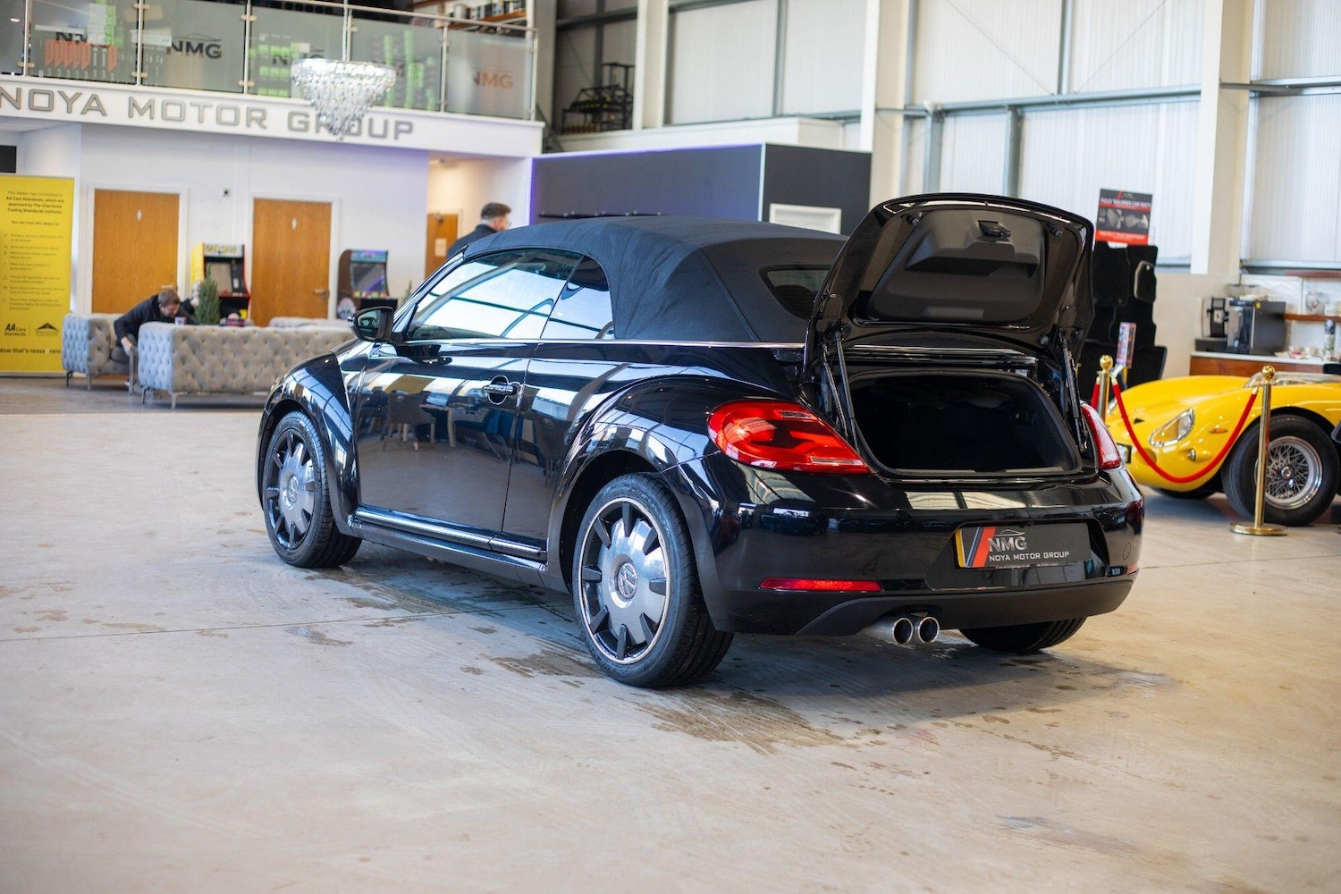 Used Volkswagen Beetle 2015 for sale - 77119775: Photo 35