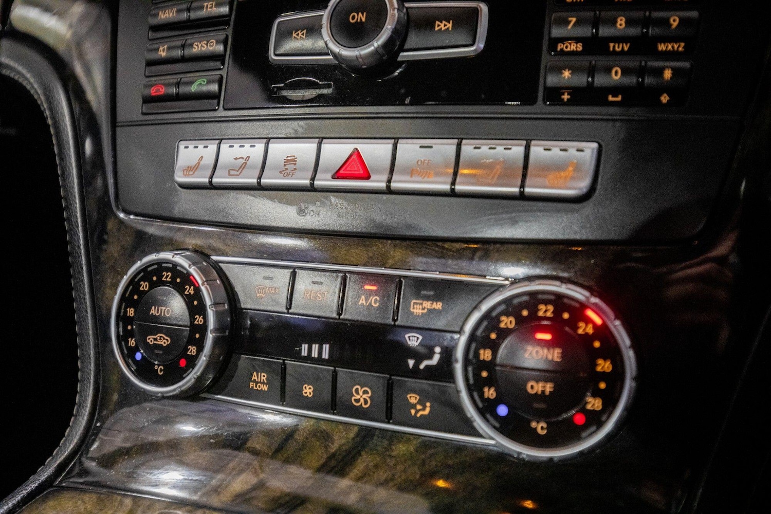 Used Mercedes-Benz SL 2013 for sale - 77386314: Photo 26