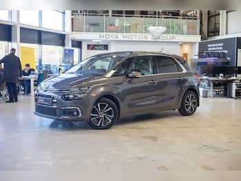 Used Citroen C4 Picasso 2017 for sale - 76824890: Photo