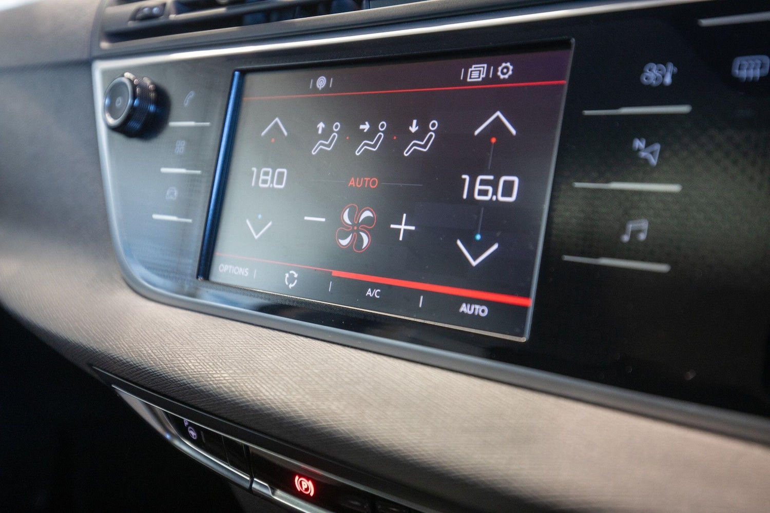 Used Citroen C4 Picasso 2023 for sale - 76824890: Photo 21