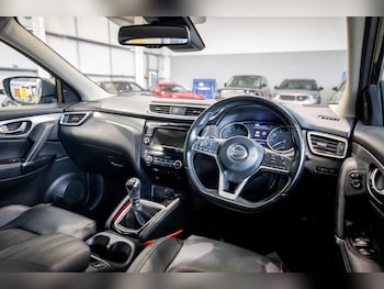 Used Nissan Qashqai 2019 for sale - 77411612: Photo