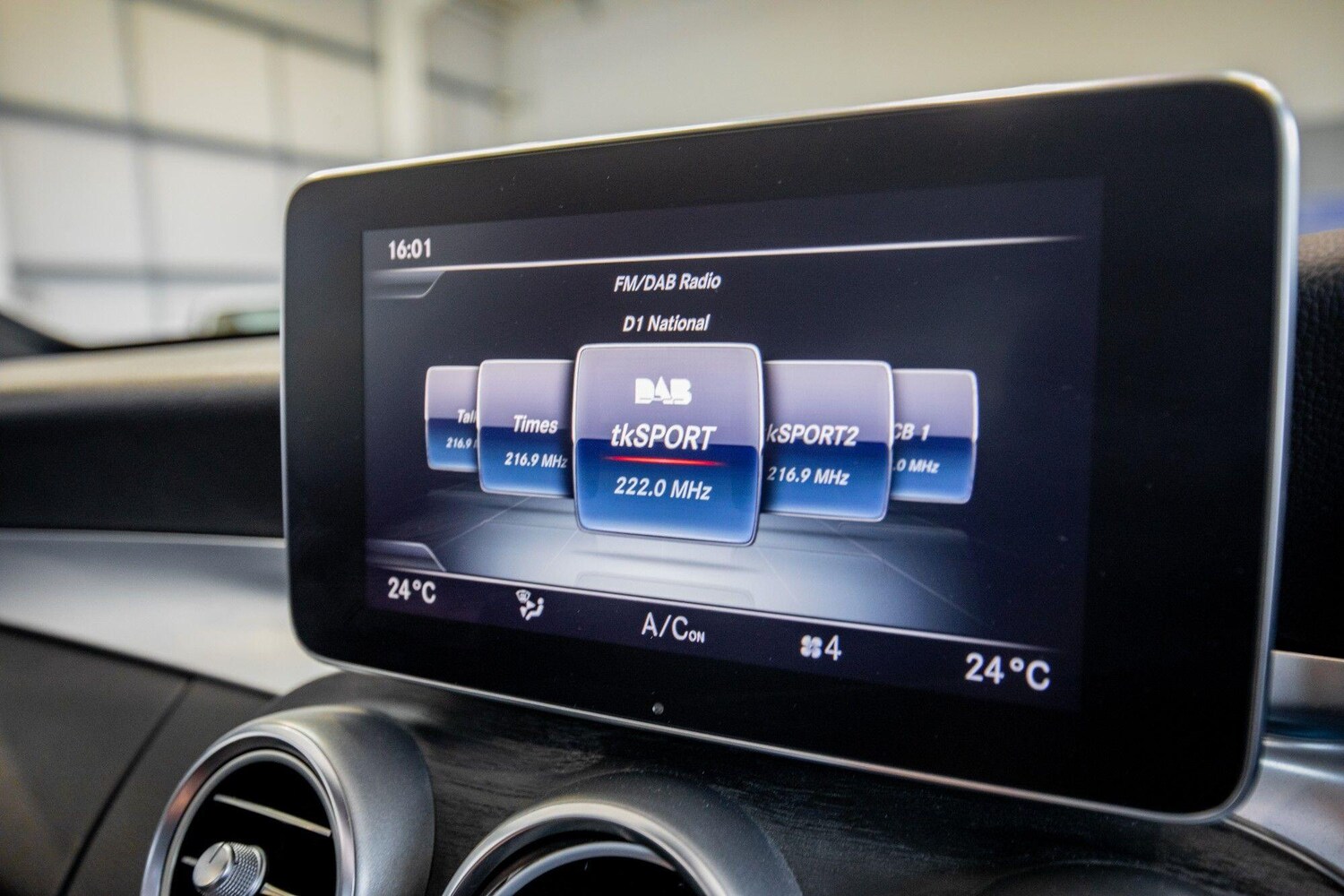 Used Mercedes-Benz C Class for sale - 76823903: Photo 30