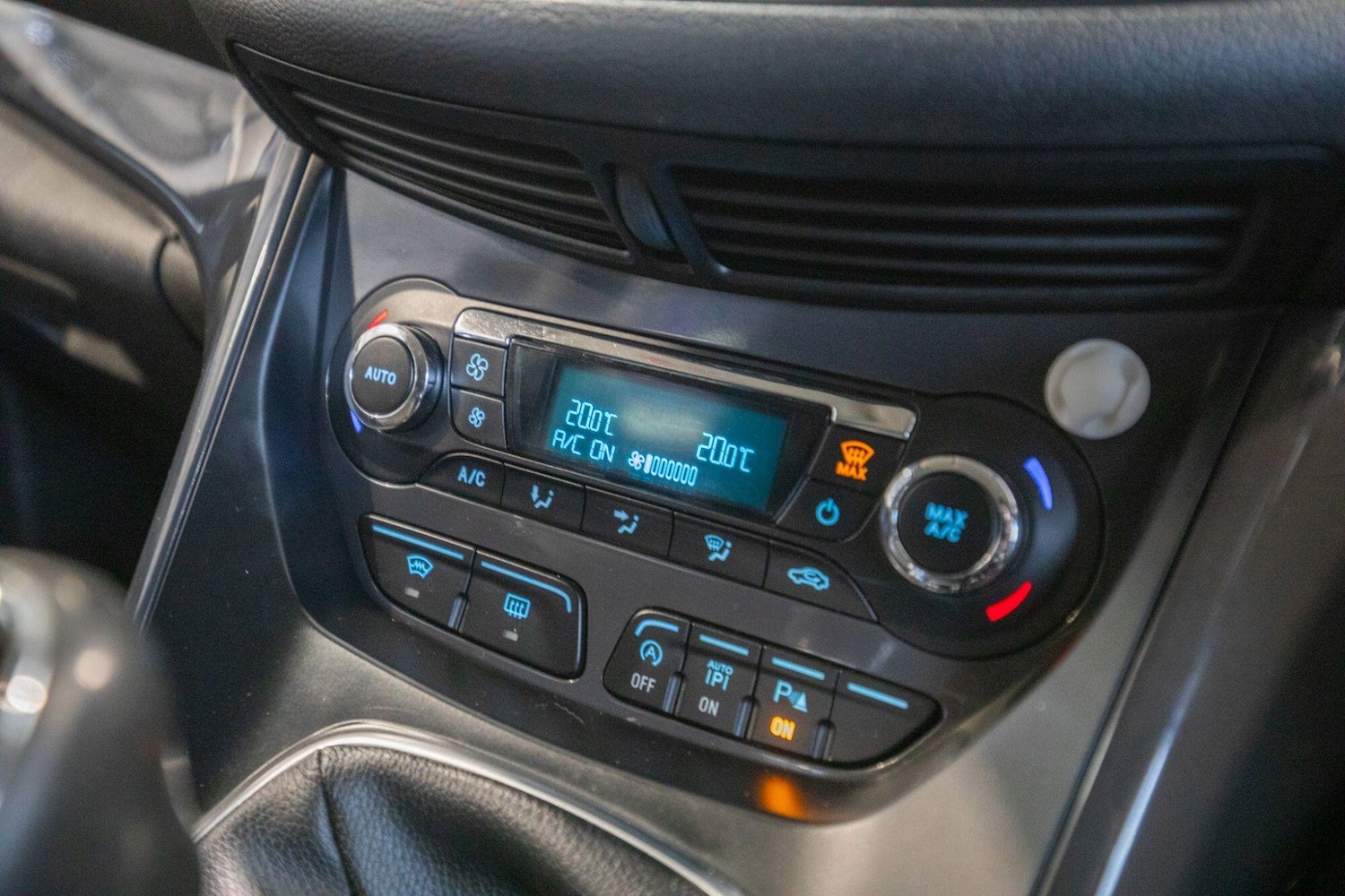 Used Ford Kuga for sale - 78204313: Photo 25