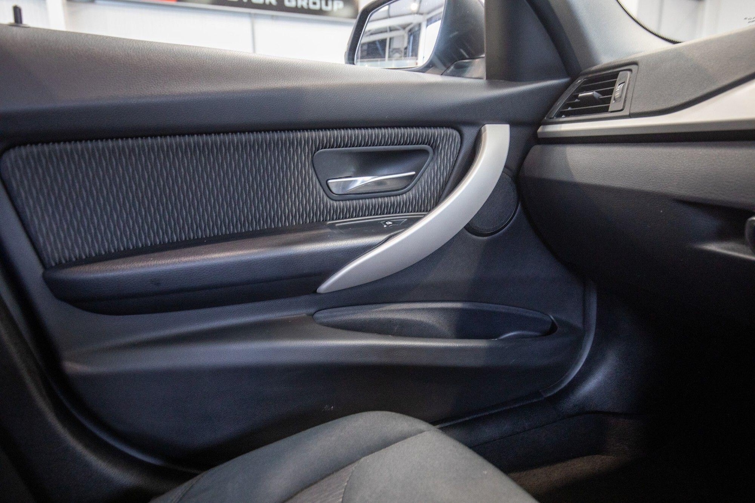 Used BMW 3 Series 2017 for sale - 77320849: Photo 30