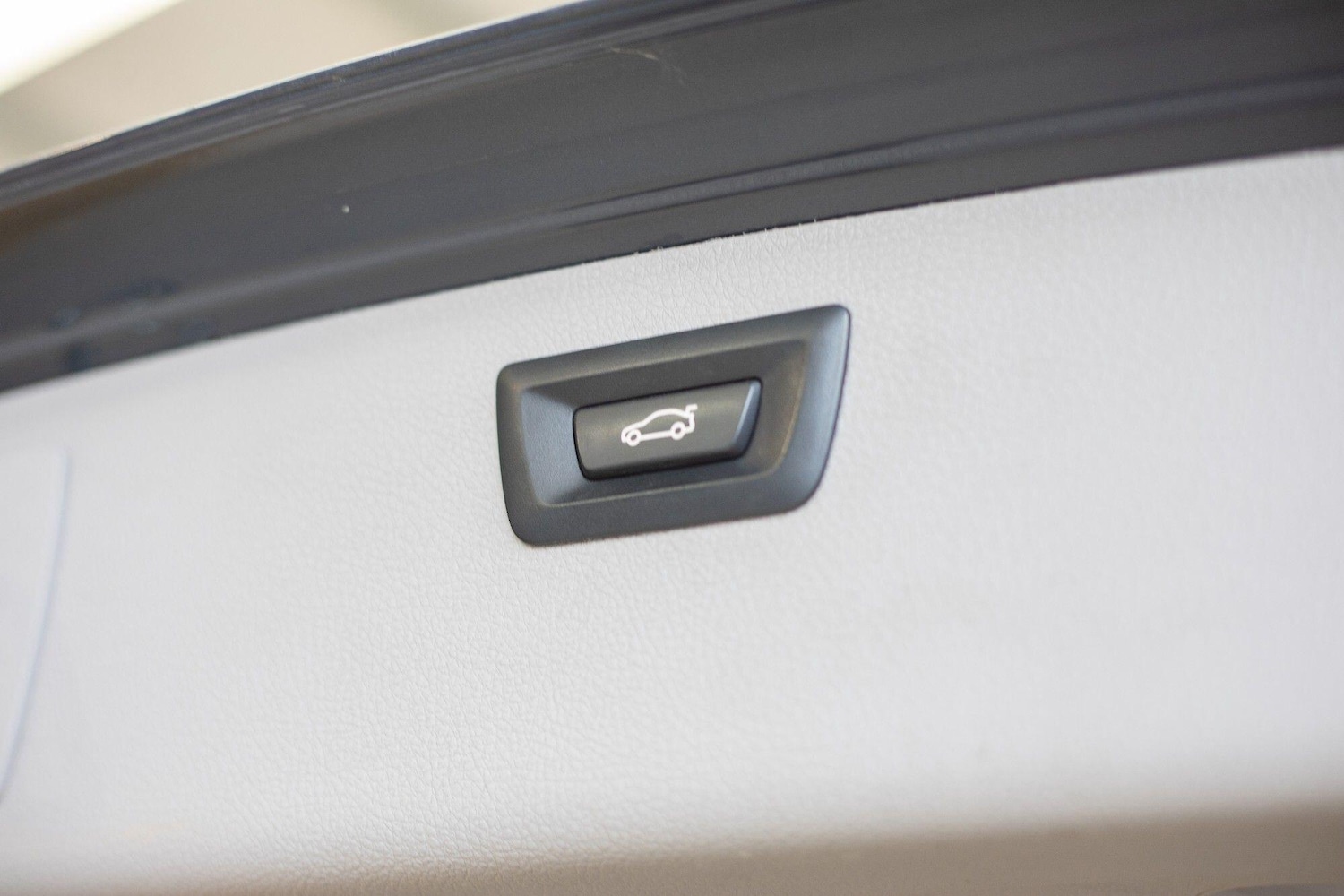 Used BMW 3 Series 2017 for sale - 77320849: Photo 41