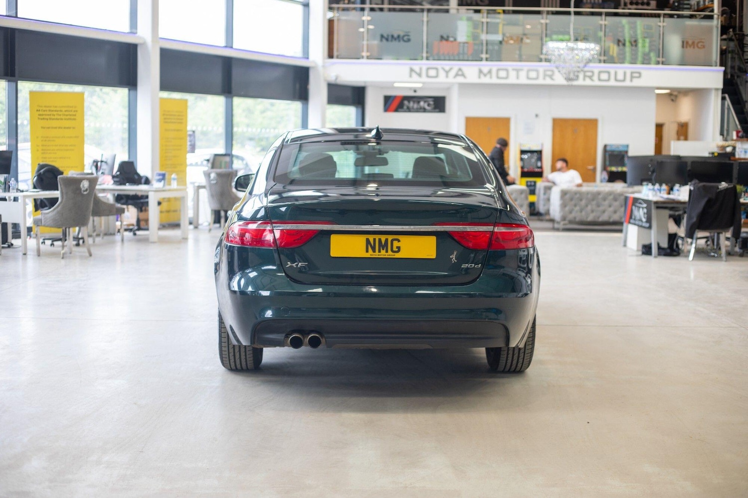 Used Jaguar XF 2016 for sale - 77230522: Photo 32