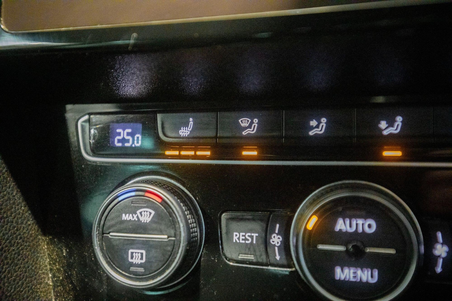 Used Volkswagen Passat 2020 for sale - 77290506: Photo 28