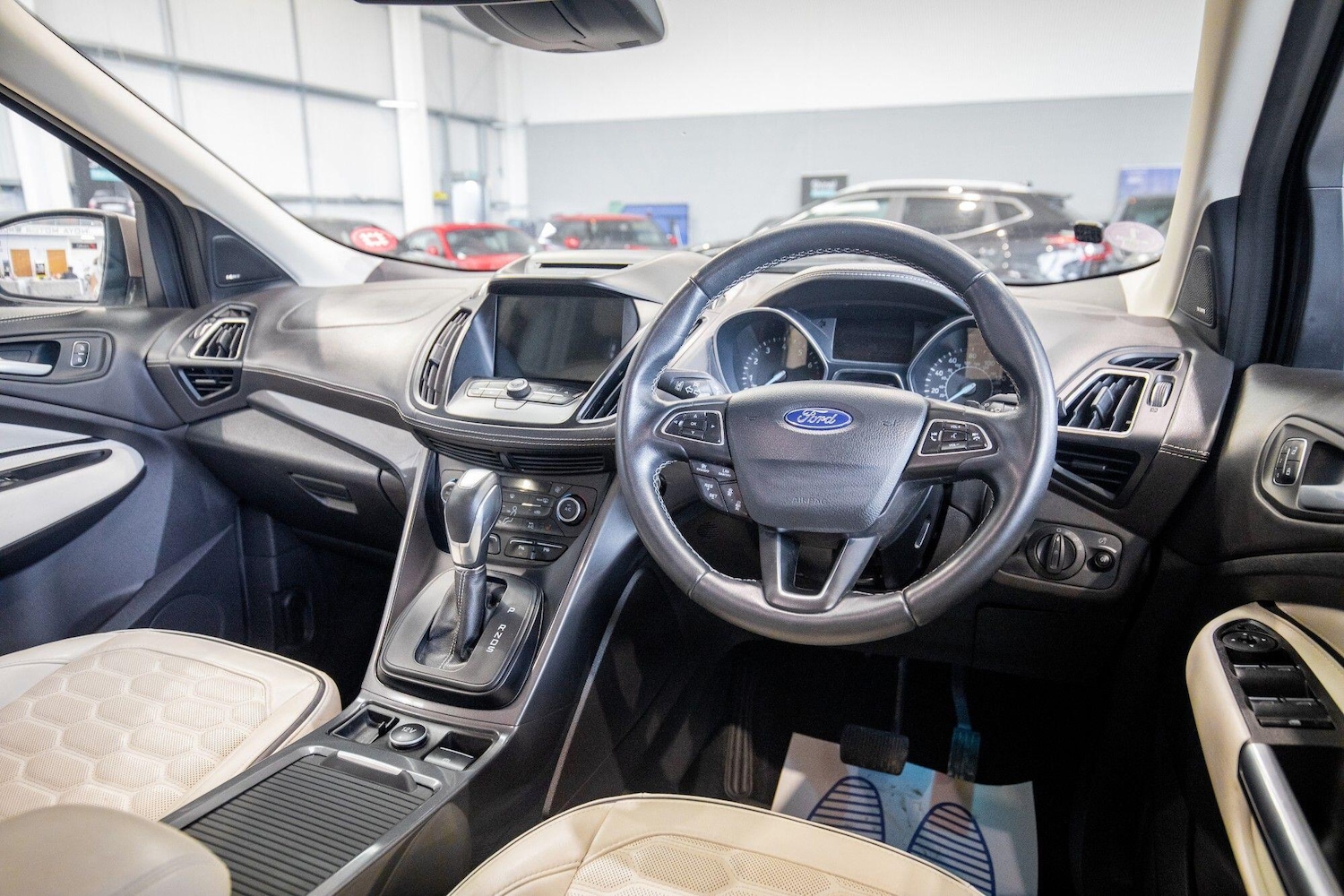 Used Ford Kuga 2018 for sale - 76825045: Photo 2