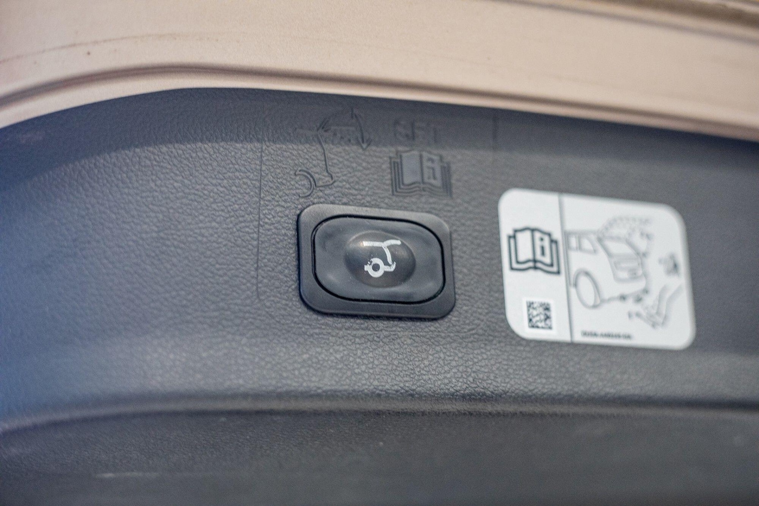 Used Ford Kuga 2018 for sale - 76825045: Photo 49