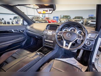 Used Mercedes-Benz E Class 2016 for sale - 77060332: Photo