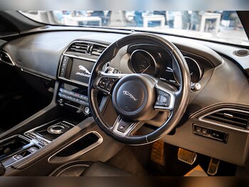 Used Jaguar F-Pace 2018 for sale - 78245245: Photo