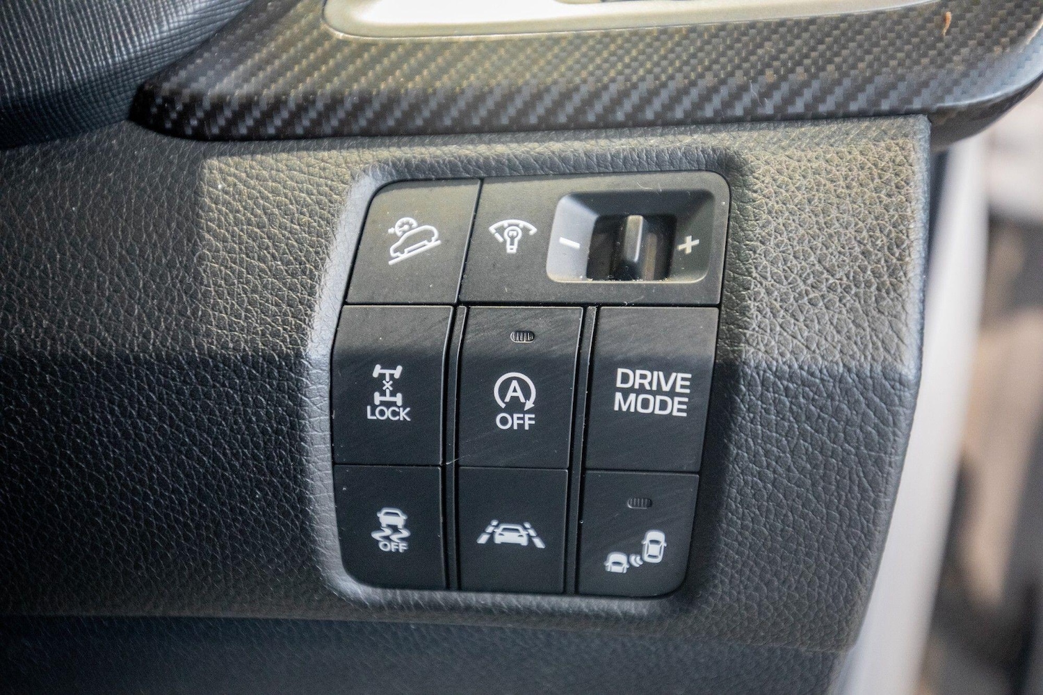 Used Hyundai Santa Fe for sale - 76825213: Photo 16