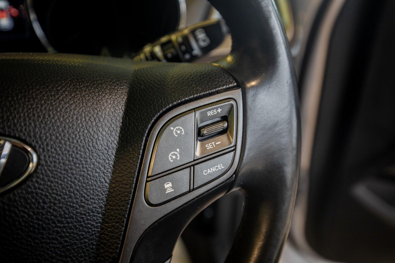 Used Hyundai Santa Fe for sale - 76825213: Photo 18