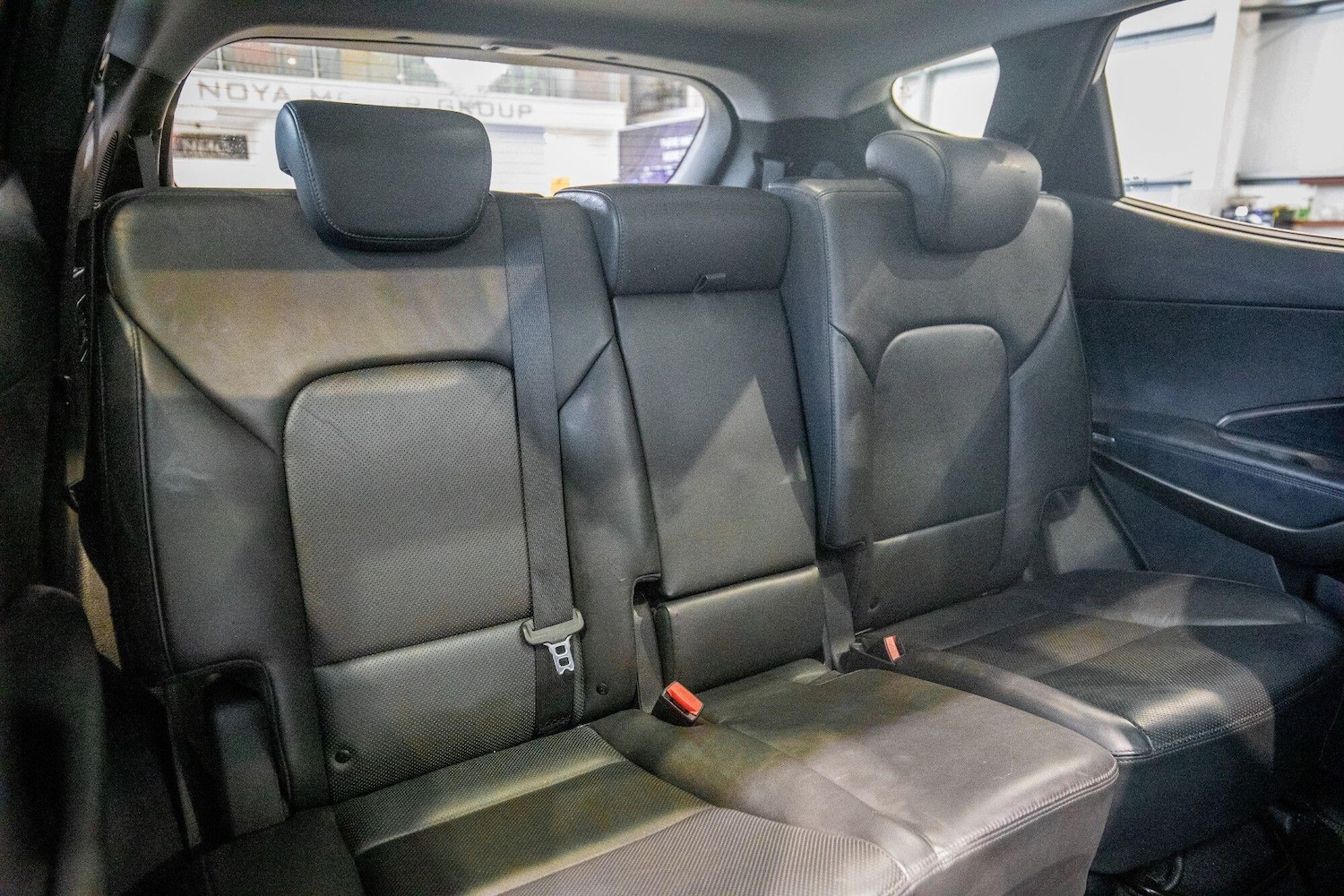 Used Hyundai Santa Fe for sale - 76825213: Photo 3